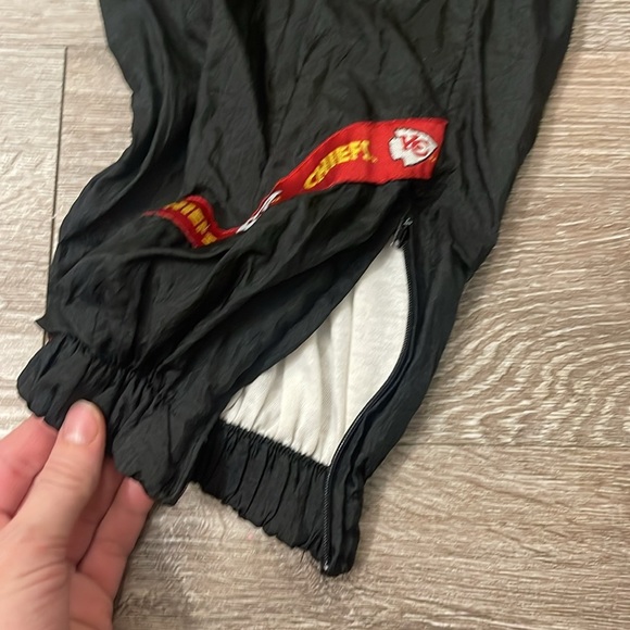Vintage Kansas City chiefs Men's Black windbreaker pants size xl - Picture 3 of 8